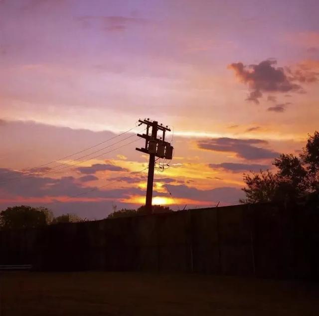 等君归.闻卿至.网名，等君归.闻卿至.（情侣网名：春风又绿江南岸）