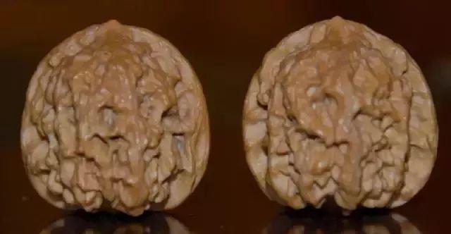 文玩核桃狮子头36万，赌核桃（文玩核桃狮子头大全）