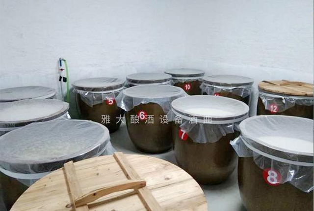 烧酒器具*，烧酒器材哪里有卖（用白酒酿酒设备酿白酒）