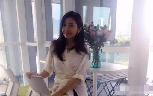 非诚勿扰韩国女嘉宾，十大热门情感综艺排行榜：非诚勿扰上榜（女嘉宾被韩国小伙牵手上了报纸）