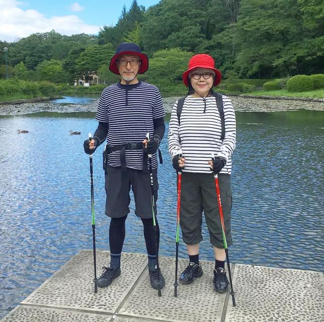 两人相爱到老的网名，相约到老的超霸气情侣网名：冇沵巳足够╭ | 莫名的想念╭微信昵称（牵手看展览吃大餐）