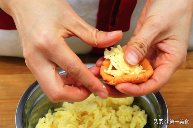 红薯芝士饼做法大全，红薯中加1块芝士
