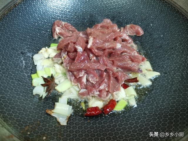 怎么做牛肉卤面，怎样做牛肉面卤（冬天吃卤面真得劲）