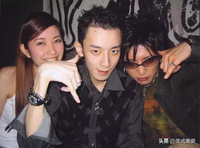 范逸臣 - 忘了爱歌词是什么,范逸臣的放生(他是王菲孙燕姿的作词人) 范逸臣 - 忘了爱歌词是什么,范逸臣的放生(他是王菲孙燕姿的作词人)