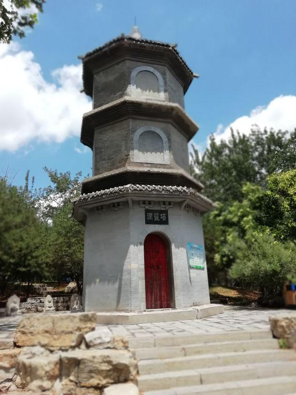 太阳地球月亮运行图，地球月球运动轨迹图（公园虽小，历史文化元素不少）