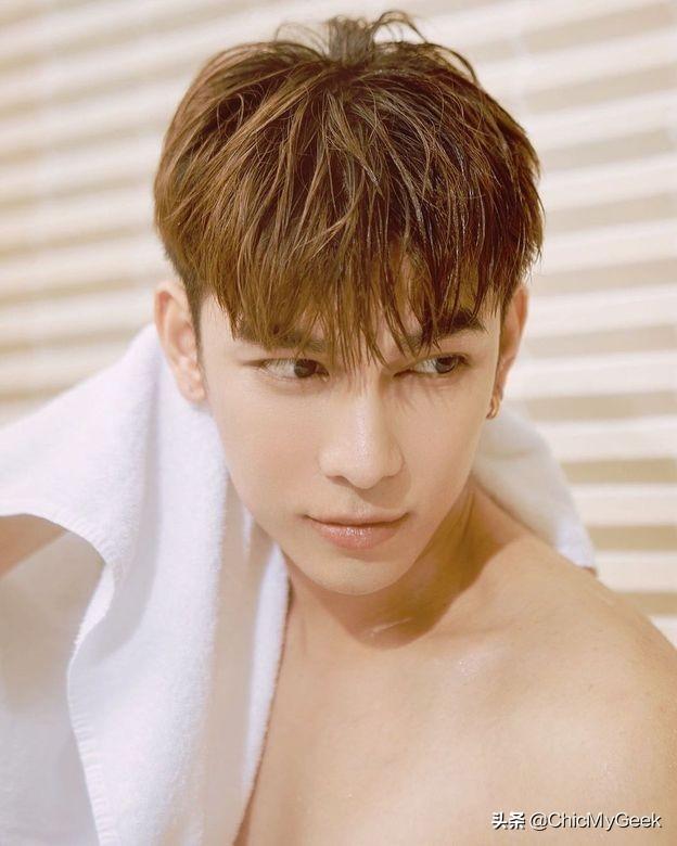 bright泰国男星，bright泰国男星女友（高颜值+完美肌肉身材令人移不开眼）