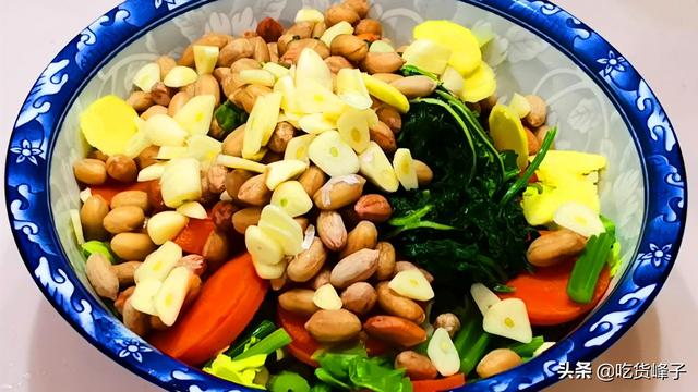 辣椒叶咸菜的做法，辣椒叶咸菜的做法视频（这样做的腌菜才好吃）