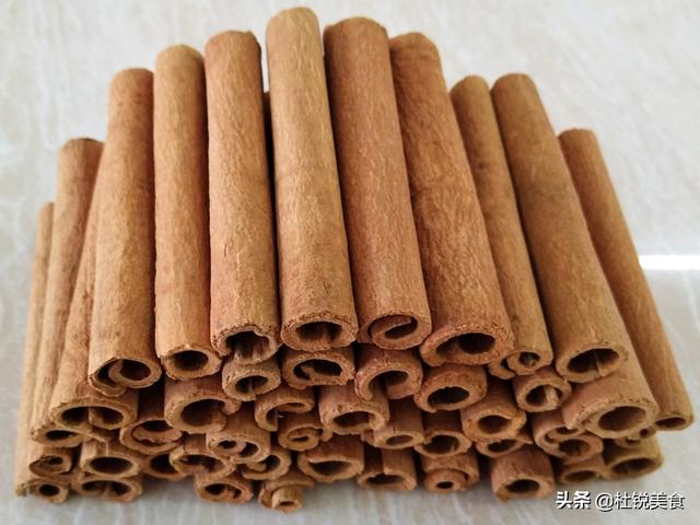 桂皮和肉桂的区别，桂皮和肉桂有什么区别（桂皮是什么树的皮,剥皮后树还能活吗）