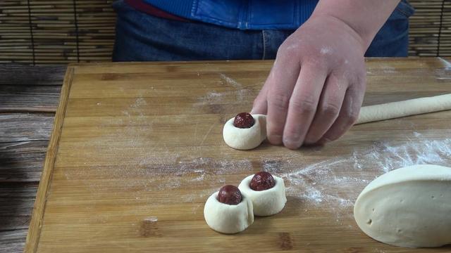 蒸花馍的方法，蒸花馍的方法12生肖（过年了不会做花馍一定要收藏）