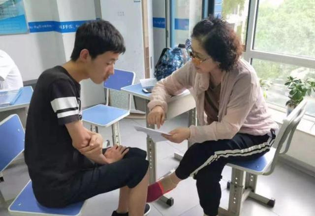 高考补录志愿填报辅导机构，高考填报志愿也有“辅导班”