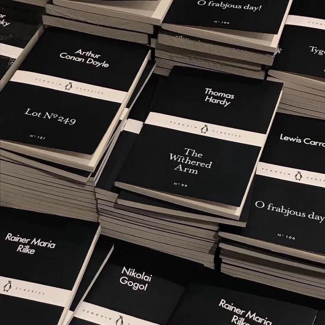 黑色系背景图，简约黑色系背景图（黑色系背景图）