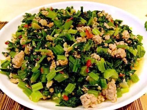 腌雪里蕻，口感清脆，味道鲜美，雪里蕻（怎么样腌雪里蕻）