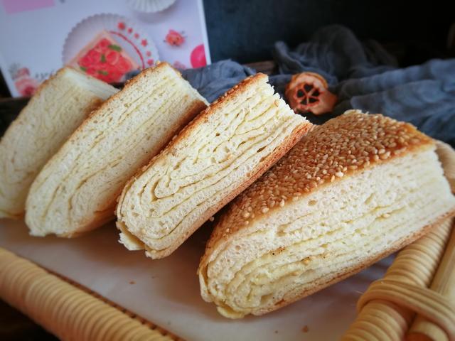 烧饼的做法和配方，正宗的烧饼的做法和配方（爱吃烧饼的不用出去买了）