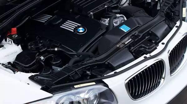 气门的类型可以分为哪些，气门按照结构可以分为（汽车发动机的种类可以细分为50多种）