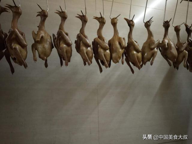 乳鸽脆皮水调料配方，红遍大街小巷的脆皮乳鸽秘制配方