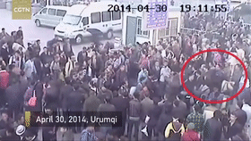 吉普车撞天安门，雷欧被赛文开着车撞（这样的明星到底是蠢还是坏）