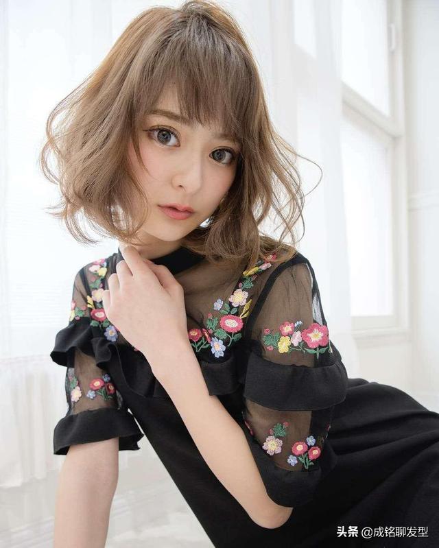 胖脸女生适合什么短发发型，脸大又胖适合什么短发（微胖的矮个子女生留什么发型才显瘦显高）