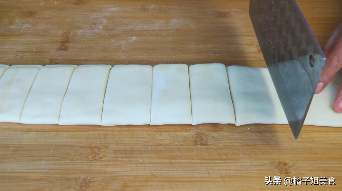 圖片[5]-【脆香蝴蝶結】做法步驟圖 很受小朋友的喜愛-起舞食譜網(wǎng)