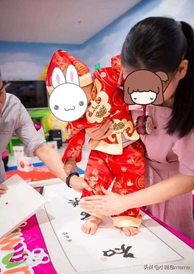 抓周是什么意思，抓周印章代表什么意思（抓周啦～宝宝10步抓周详细流程攻略～搬来即用）