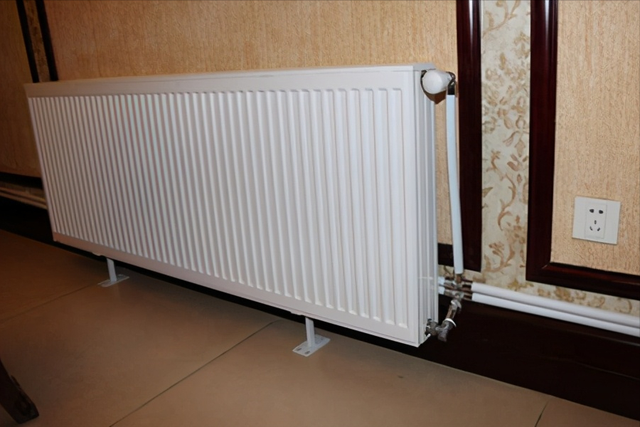 暖气怎么放气，暖气怎么放气儿（暖气片在使用的时候怎么排气）