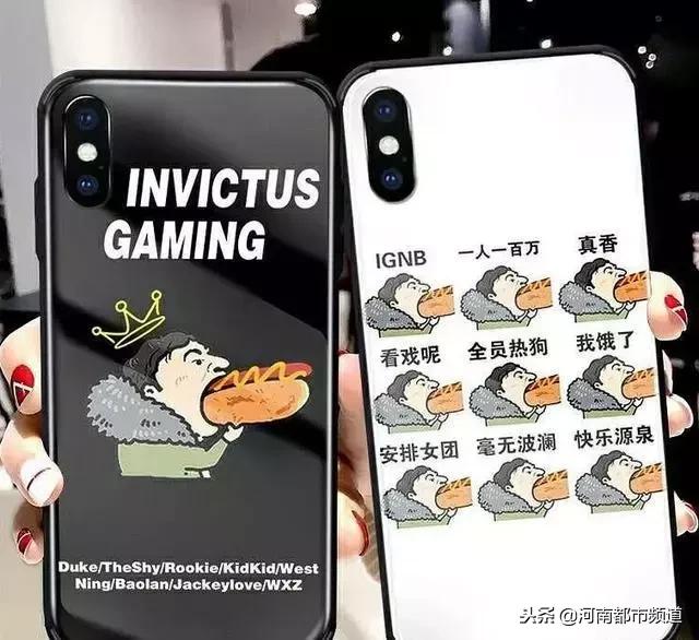 王思聪吃热狗,王思聪吃热狗照火到国外(王思聪可能这辈子都不想吃热狗了……) 王思聪吃热狗,王思聪吃热狗照火到国外(王思聪可能这辈子都不想吃热狗了……)