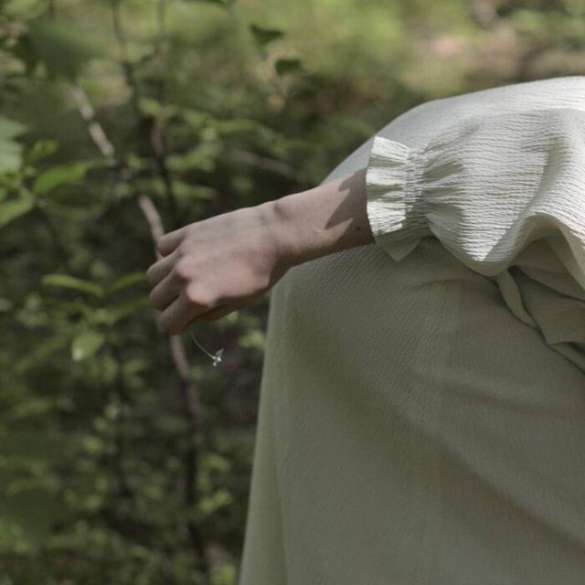 允言：优质魅力女生头像/你是温暖逆光而来，允言的意思是什么微信（配得上这世间所有的好。）