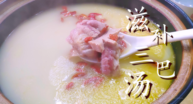 牛鞭和什么一起炖最好，牛鞭可以和什么一起炖（牛鞭牛蛋鸡肾三样一起炖）