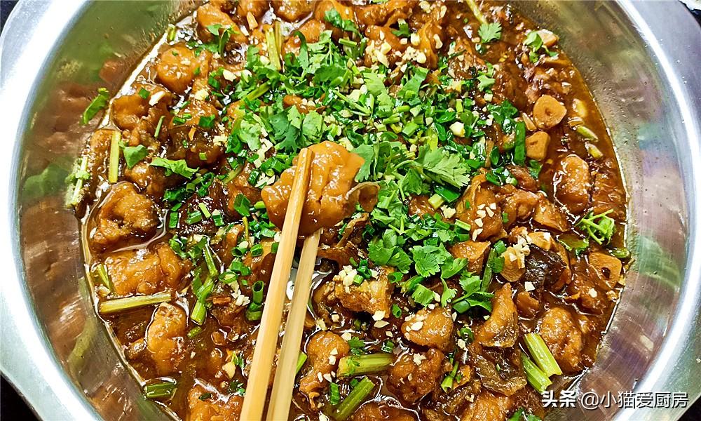 教你轻松做家常鲶鱼，鲜嫩入味超下饭，简单几步搞定美味大餐