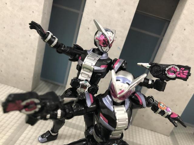 ps怎么镜像翻转，ps里怎么镜像翻转（装动镜世界版假面骑士时王登场）