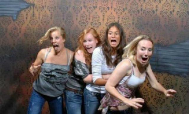 恐怖蜡像馆剧情，恐怖蜡像馆剧情介绍（盘点十大恐怖电影）