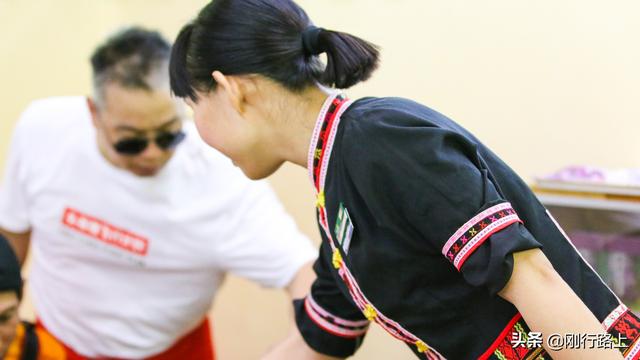 海南苦丁茶是什么茶，海南苦丁茶的功效与作用价格（当地老百姓生活中“物什”）