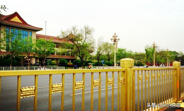 北京长安街有多长，北京长安街多宽（素有“十里长街”“神州第一街”之称）