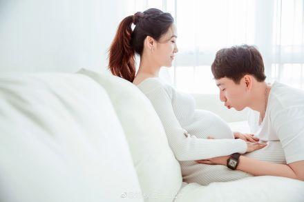 什么年纪属于晚育，什么年纪算晚育（女人这个岁数便是高龄产妇）