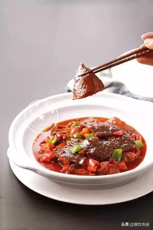 生炒甲鱼的做法，甲鱼的家常做法何大厨（做透一道食材——22款甲鱼菜）