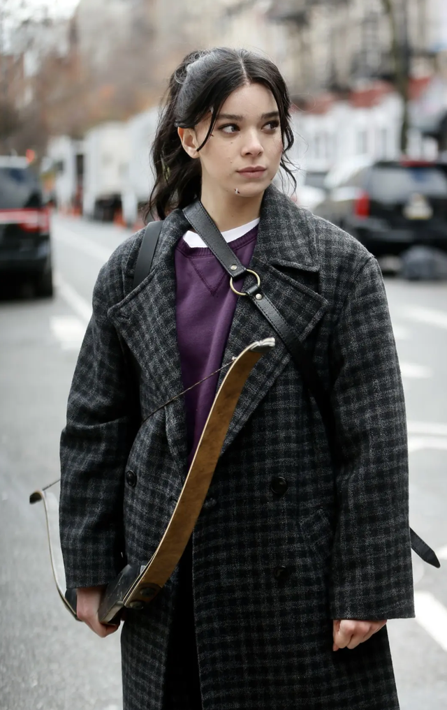 复仇者联盟射箭，复仇者联盟里射箭的那个是谁（女鹰眼造型抢镜太美了）