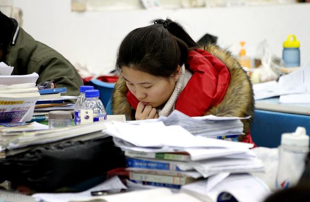学霸的学习方法，学霸学习的正确方法（一年时间从倒数第一逆袭成年级前十）
