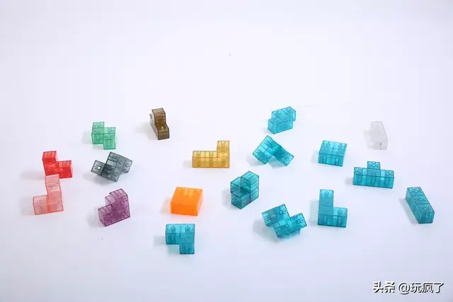 七巧板是什么样子的，七巧板原图（玩到停不了手的空间思维积木）