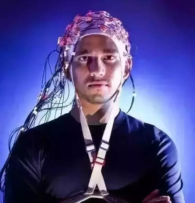 霍金七大预言2025，看了霍金的地球一百年预言好害怕呀!什么才2030年科技就退至1960年的…...（霍金的一个预言成真了）