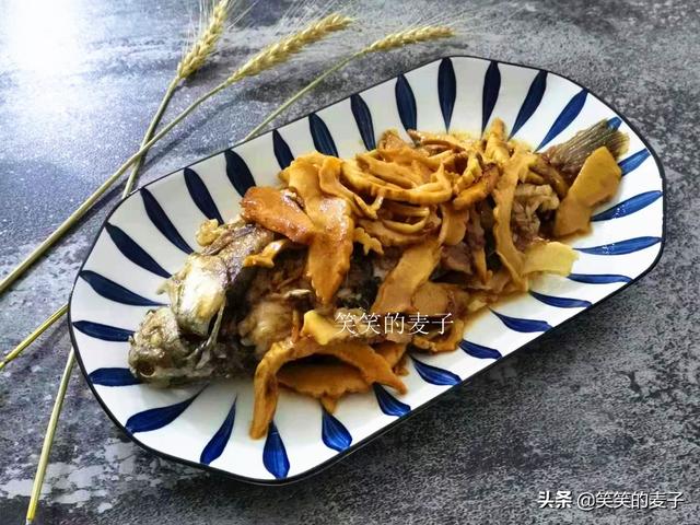 干竹笋怎样泡发好，干竹笋怎样泡发好吃又脆（简单两步就搞定）