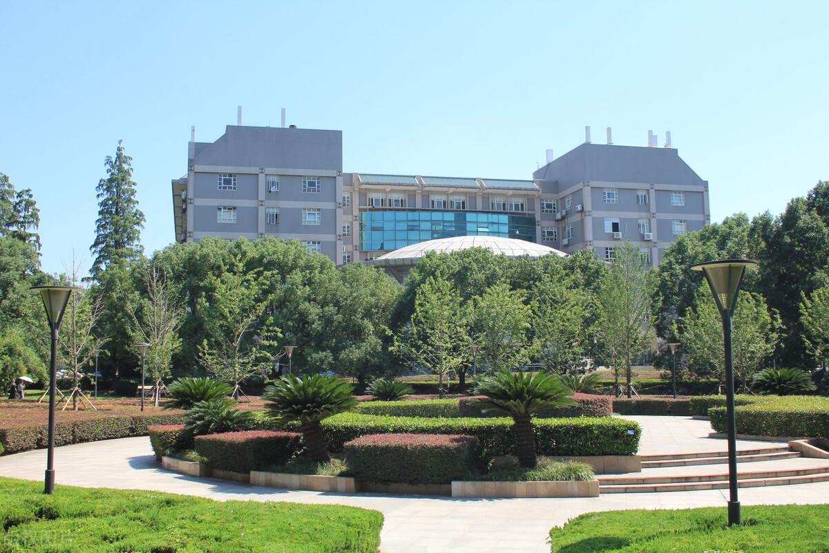 武汉大学临床医学专业录取分数线(武汉大学临床医学专业在各省的录取