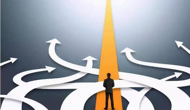 为什么要敲钟上市，为什么上市叫敲钟（中国企业为什么这么热衷于上市）