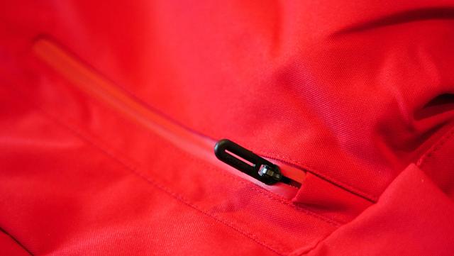 沙里瓦是什么意思，沙乌沙里瓦是什么意思（新年用红蓝新衣组CP-沙乐华男女羽绒服）