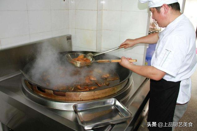 四川卤菜的做法及配方，四川卤菜的做法及配方比例（老厨师退休自己研发一款卤水配方）