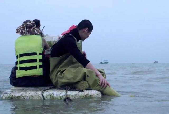 北京现代音乐研修学院是几本，北京现代音乐学院是一本吗（发不出工资的舞团：这帮人）