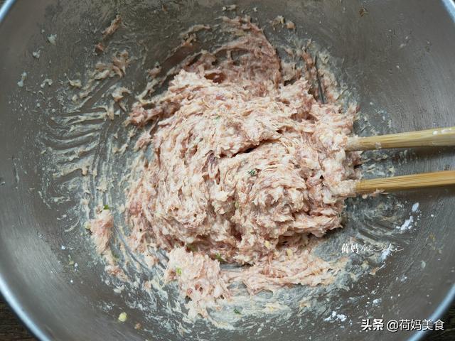 白菜丸子汤怎么做，给孩子煮一锅白菜肉丸汤