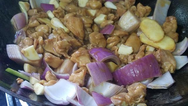 鸡腿肉的做法大全，鸡腿的做法大全（鸡腿香喷喷的做法）