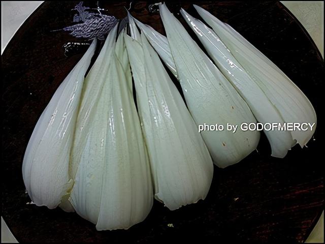 白菜怎么吃，白菜怎么吃解毒效果好（舒缓压力白菜炒肉片的做法）