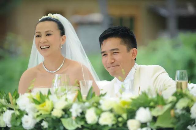 范冰冰的钻戒是多少克拉的,郭碧婷5克拉钻戒是碎钻 范冰冰的钻戒是多少克拉的,郭碧婷5克拉钻戒是碎钻