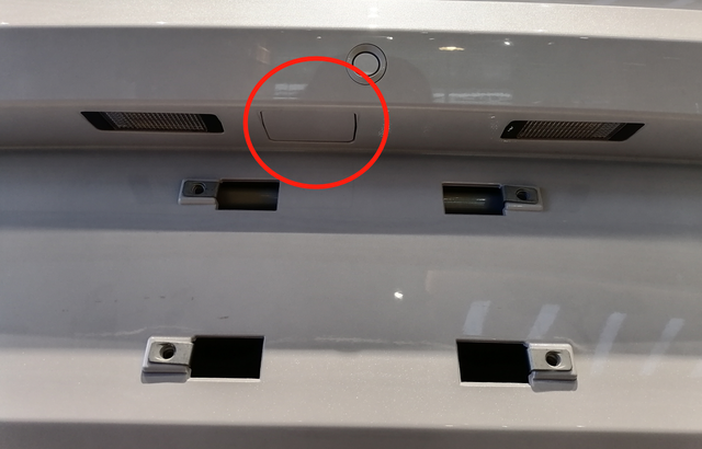 倒车影像怎么安装，倒车影像摄像头安装方法详解（自己动手装了个倒车影像）