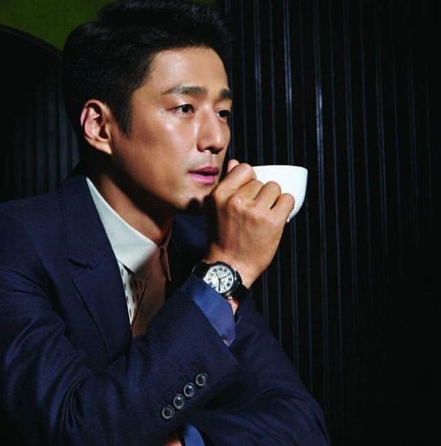 第100个新娘插曲，死了都要爱原唱是谁（韩国一代“师奶杀手”池珍熙）